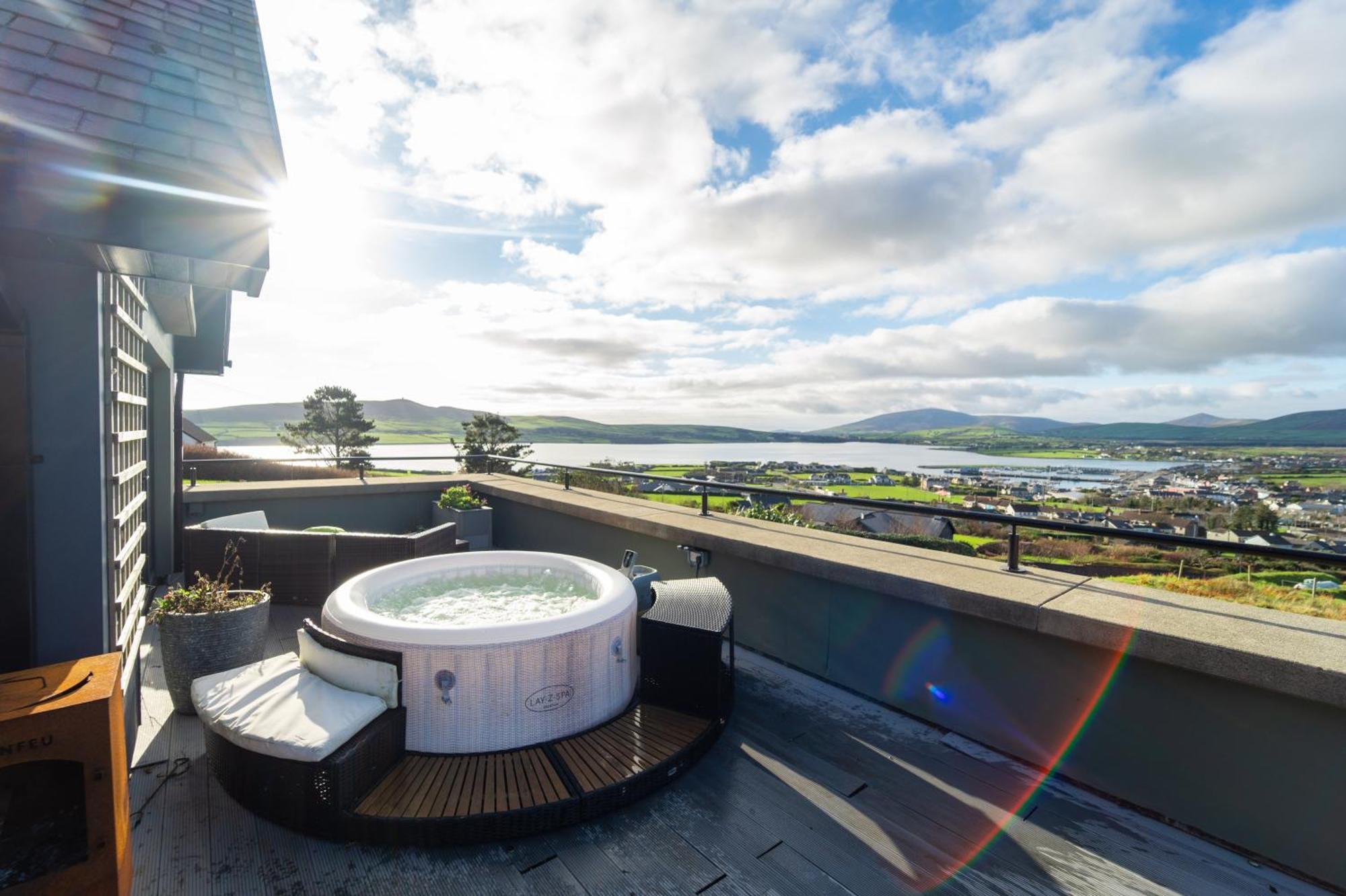 Dingle Panorama - 5 Star Luxury Villa ภายนอก รูปภาพ