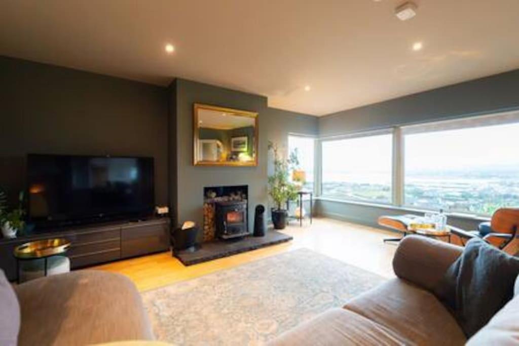 Dingle Panorama - 5 Star Luxury Villa ภายนอก รูปภาพ