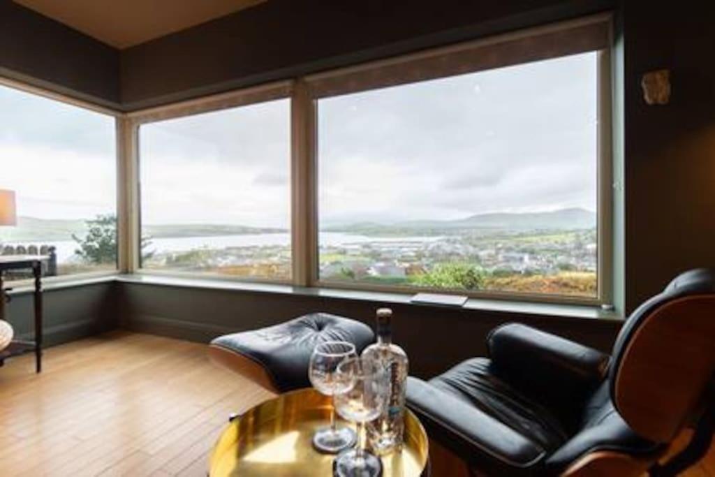 Dingle Panorama - 5 Star Luxury Villa ภายนอก รูปภาพ